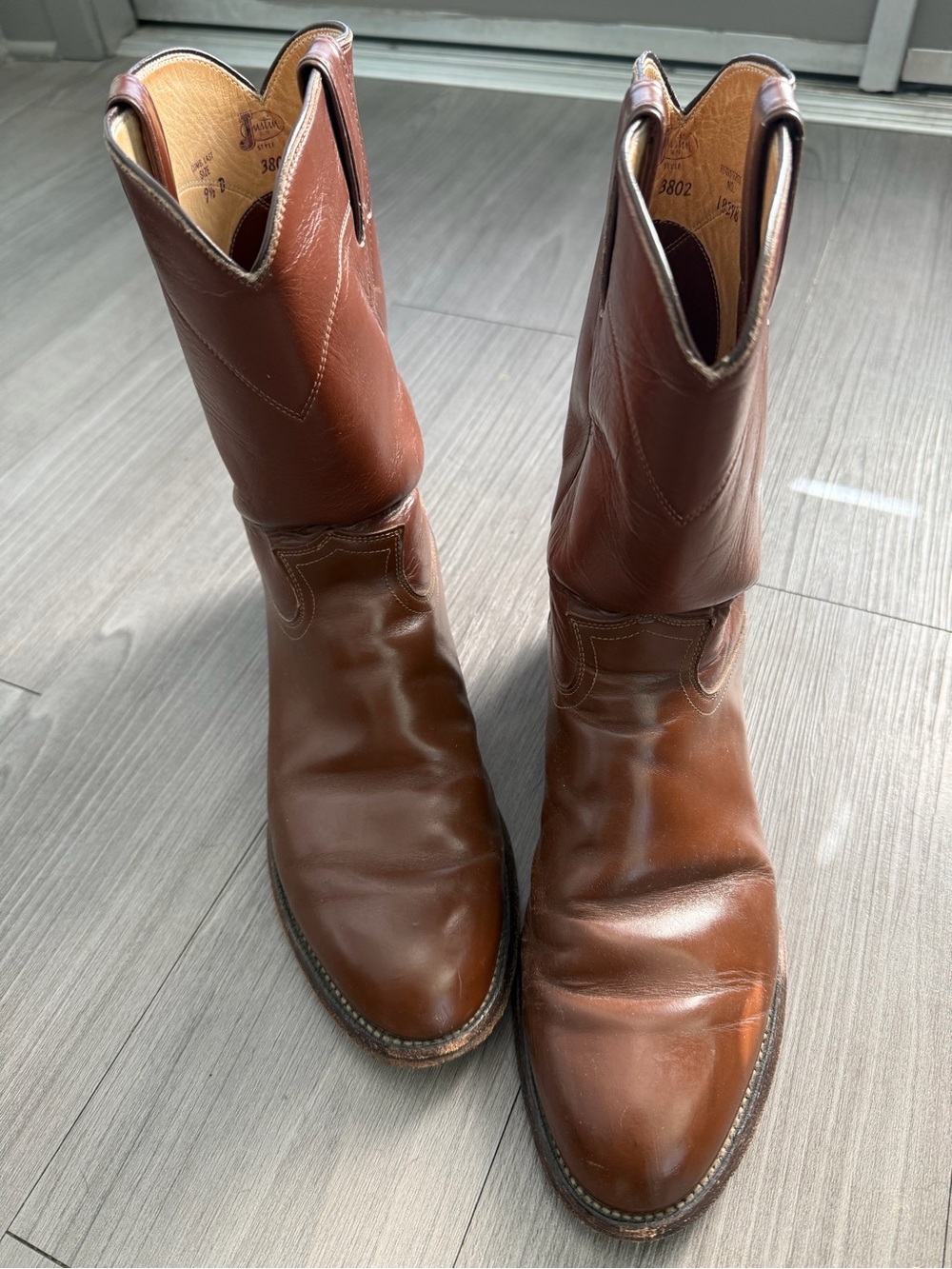 Justin Leather Western Pull-On Cowboy Boots